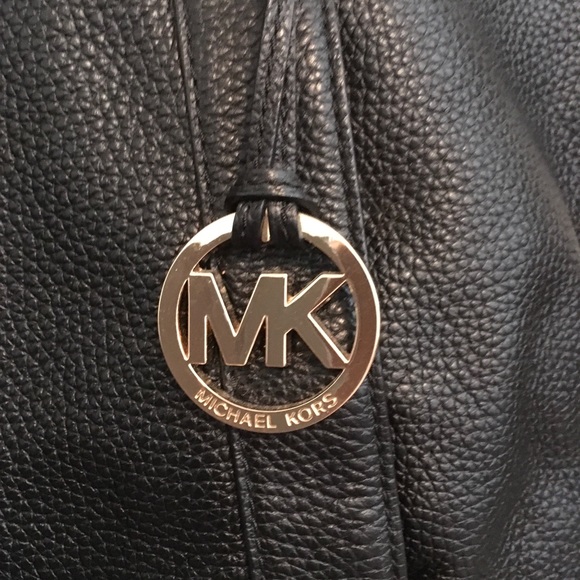 ‼️price drop‼️ Michael Kors purse - Picture 2 of 8